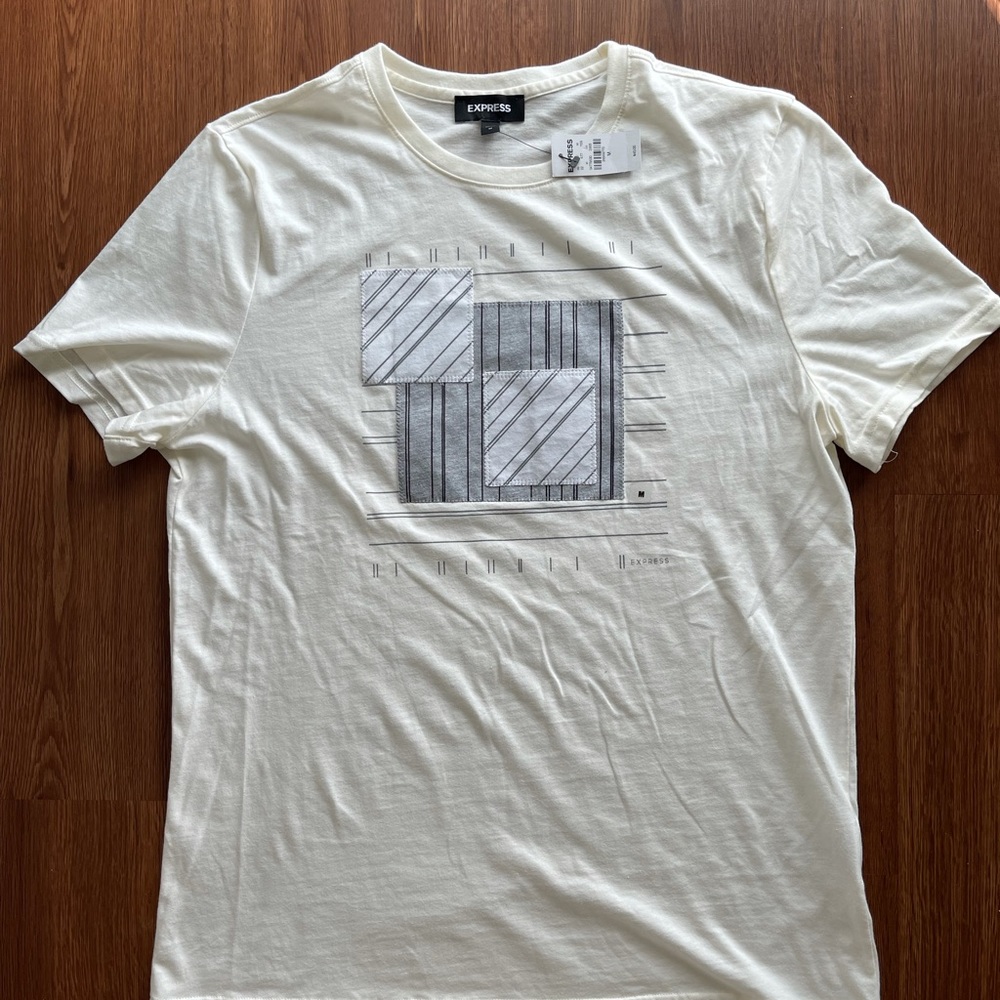 Express Graphic Tee